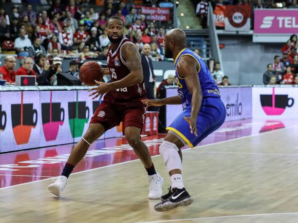 的新东家 的新东家