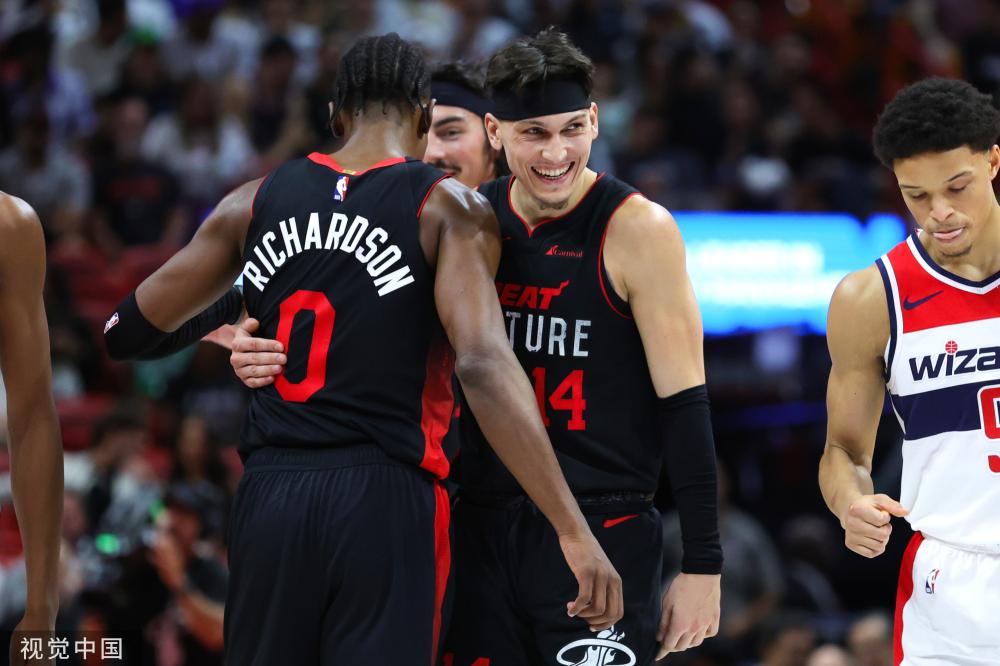 比赛中力挽 比赛中力挽