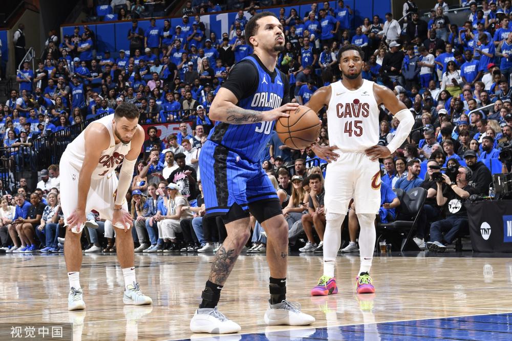 高强度的比 高强度的比